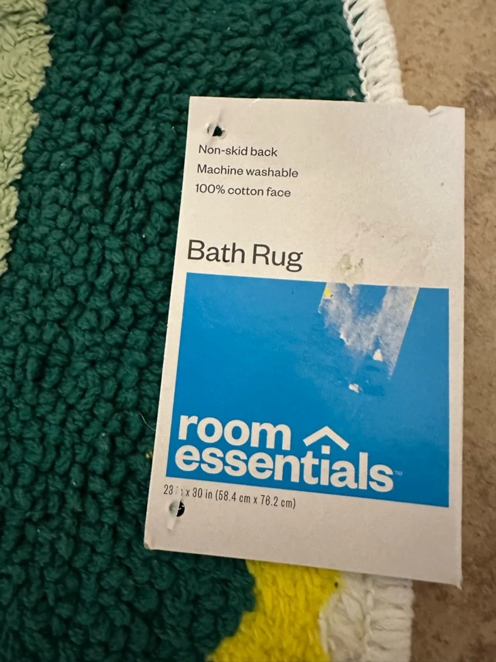 Room Essentials Lemon Bath Rug 23”x 30